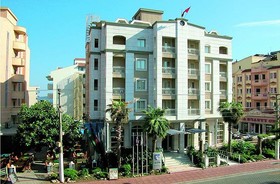 Almena Hotel