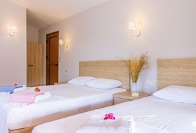 Almond Bungalow Hotel