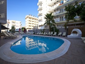 Aurasia Beach Hotel