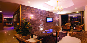 Aurasia Beach Hotel