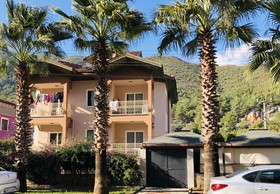 Belmaris Apartments