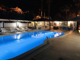 Belmaris Apartments