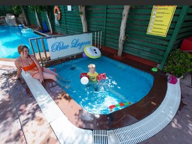 Two Seas Hotel