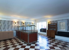 Two Seas Hotel