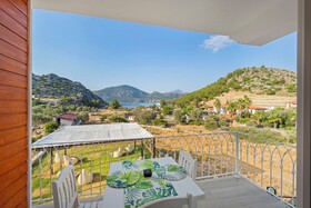 Blue Time Boutique Hotel