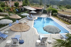 Bybassios Hotel