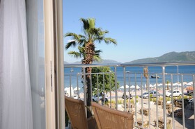 Caprice Beach Hotel