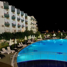 Caprice Beach Hotel