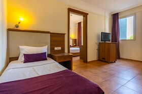 Caprice Beach Hotel