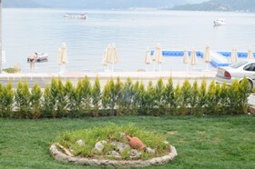 Caprice Beach Hotel