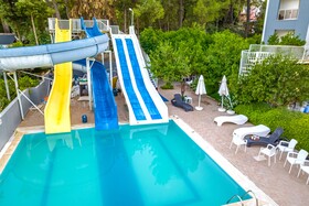 Caprice Beach Hotel