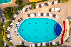 Caprice Beach Hotel