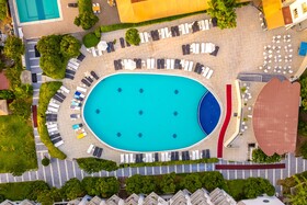 Caprice Beach Hotel