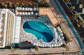 Casa de Maris Spa & Resort Hotel