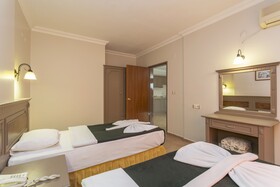 Club Amaris Apartments