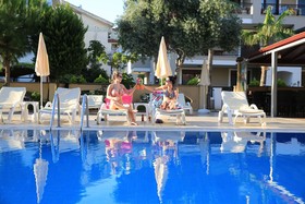 Club Amaris Apartments