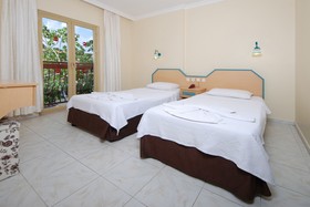 Club Amaris Apartments