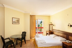 Club Amaris Apartments