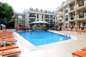 Club Karakas
