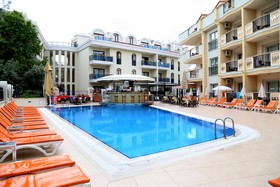 Club Karakas