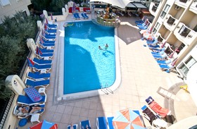 Club Karakas