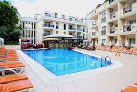 Club Karakas