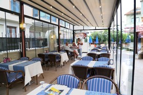 Club Karakas