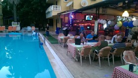 Club Sunset Apart