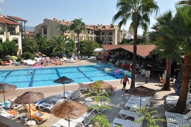 Club Turquoise
