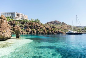 D-Maris Bay