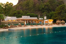 D-Maris Bay