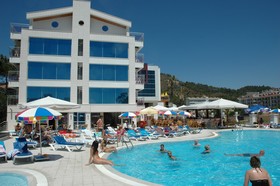 Hotel Ideal Pearl