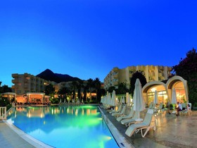 Fortezza Beach Resort