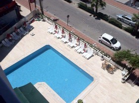 Oasis Hotel & Apartments