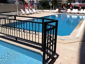Oasis Hotel & Apartments