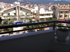 Oasis Hotel & Apartments