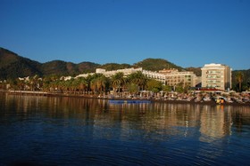Pasa Beach Hotel