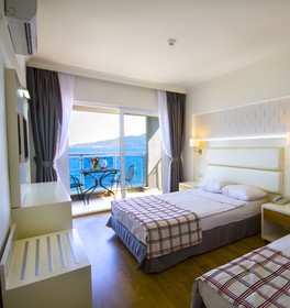 Yunus Hotel