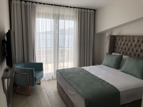 Yunus Hotel