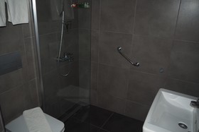 Yunus Hotel