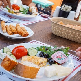 Akyaka Nehir Butik Otel