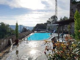 Baskin's Stone Houses