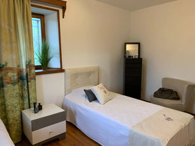 Baskin's Stone Houses