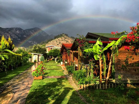 Mavi Yengec Restaurant & Bungalows