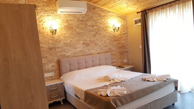 Mavi Yengec Restaurant & Bungalows