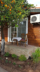 Mavi Yengec Restaurant & Bungalows