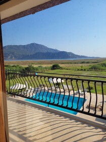 Oasis Apart Hotel