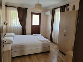 Oasis Apart Hotel