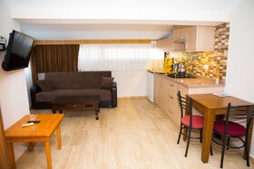 Oasis Apart Hotel