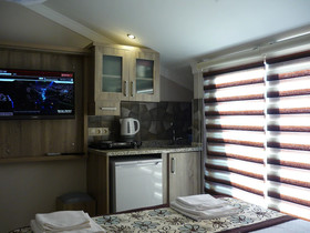 Street 61 Studio Hotel